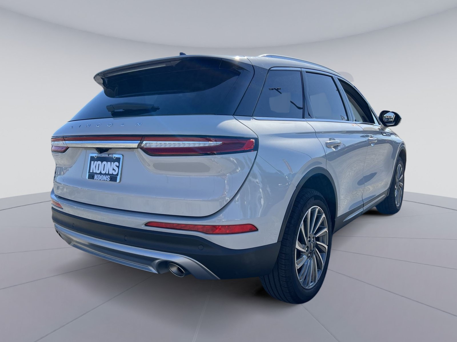 Used 2023 Lincoln Corsair Reserve FWD image 7