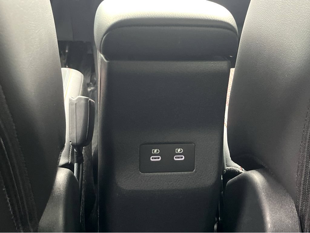 New 2025 Nissan Kicks SR FWD image 14