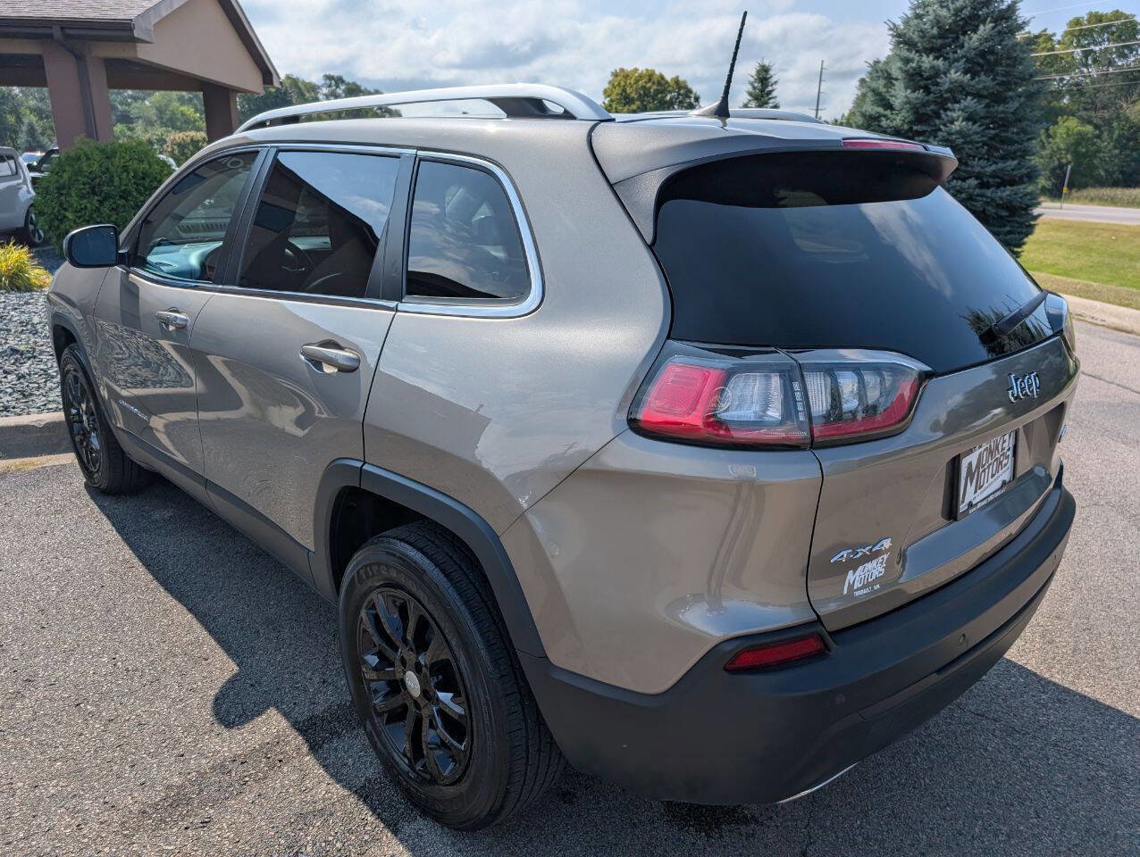 Used 2021 Jeep Cherokee Latitude Lux image 7