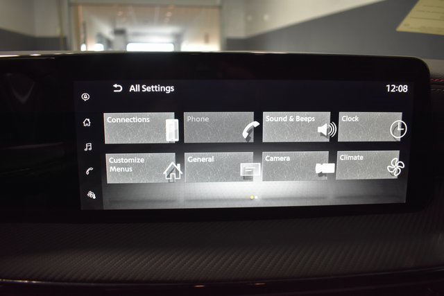 Certified 2025 Nissan Kicks SR image 20