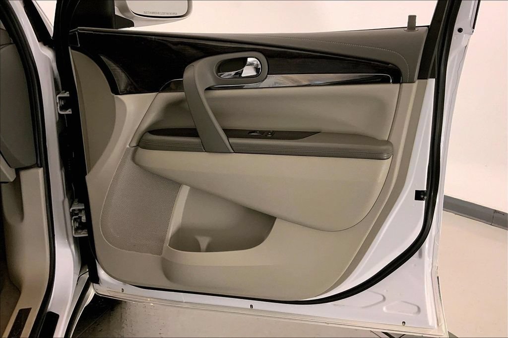 Used 2016 Buick Enclave Leather FWD image 25