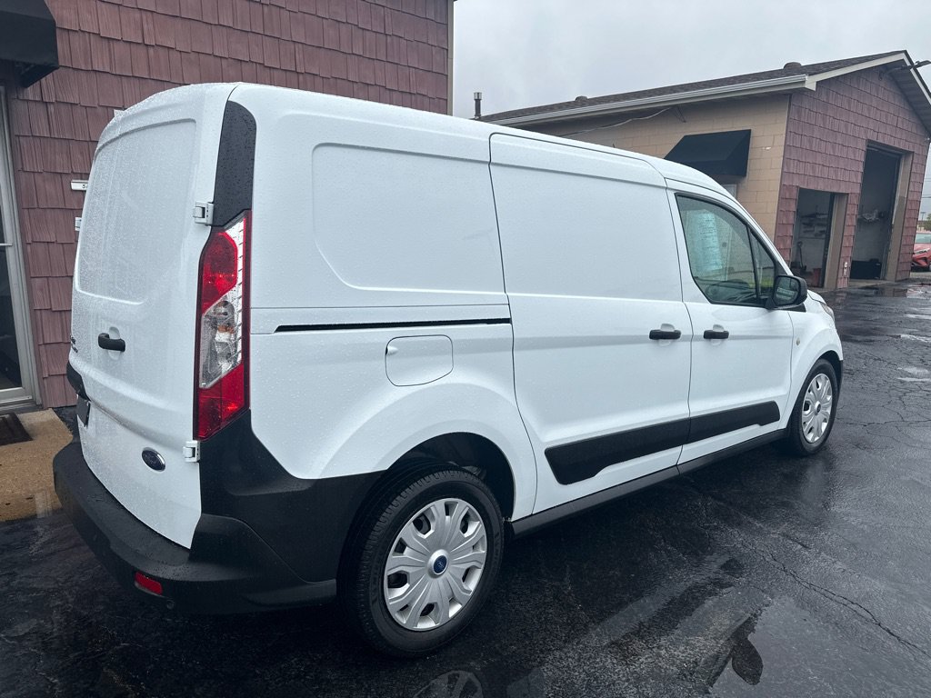 Used 2022 Ford Transit Connect XL FWD image 5
