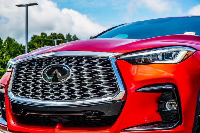 Used 2023 INFINITI QX55 Sensory w/ Lighting Package AWD/4WD image 2