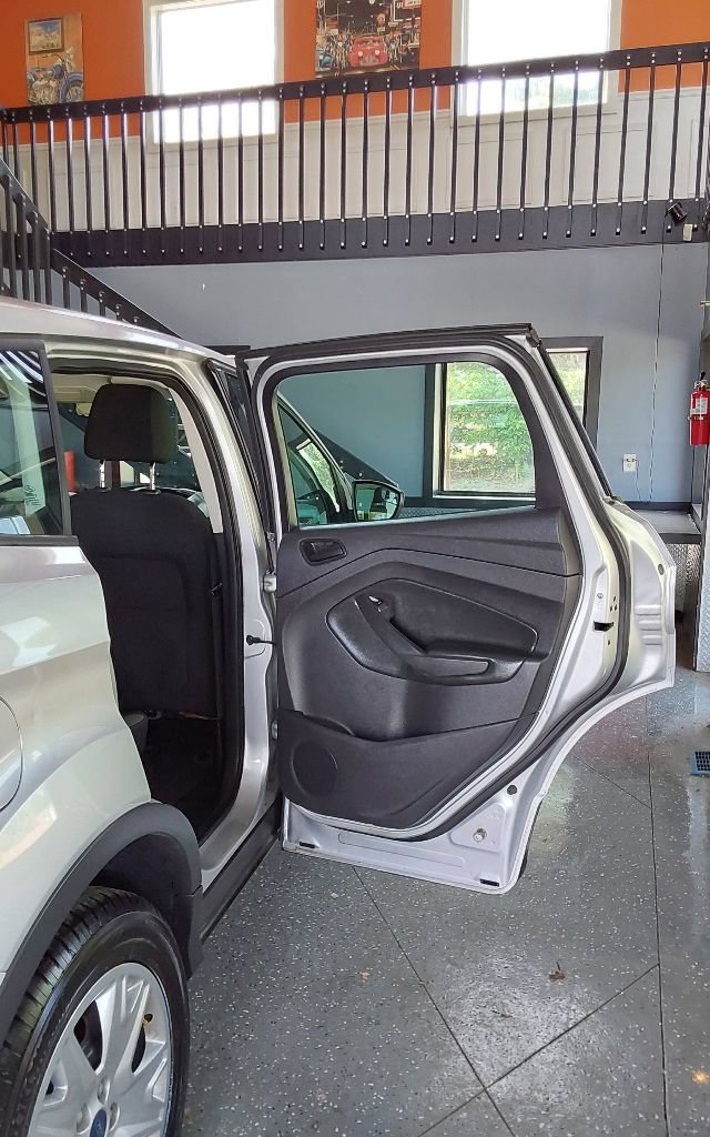 Used 2013 Ford Escape S FWD image 16