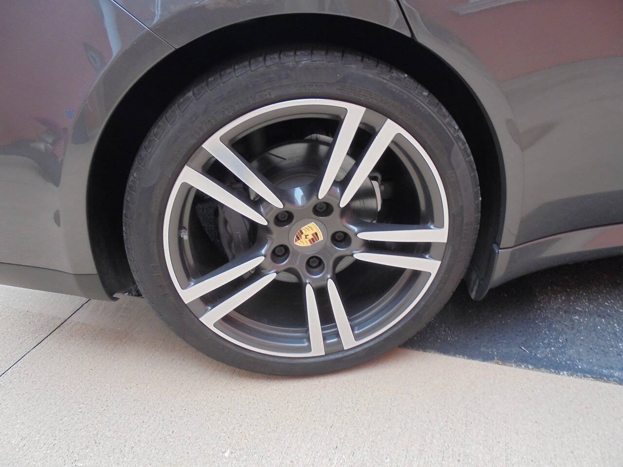 Used 2015 Porsche Panamera 4 AWD/4WD image 29