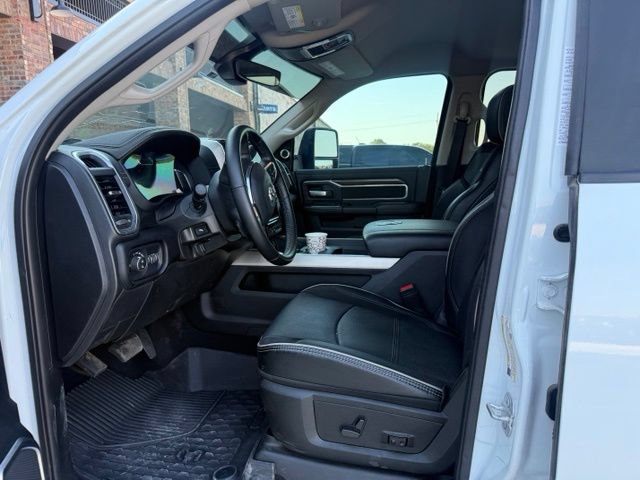 Used 2024 RAM 4500 Laramie AWD/4WD image 2