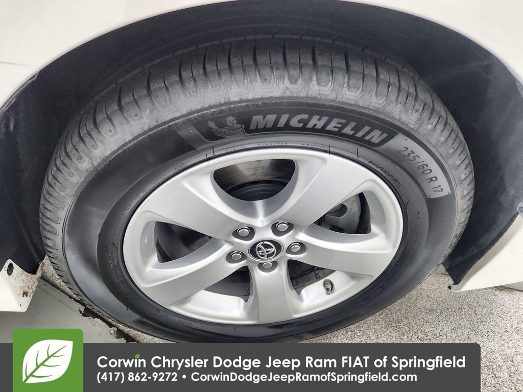 Used 2019 Toyota Sienna LE image 34