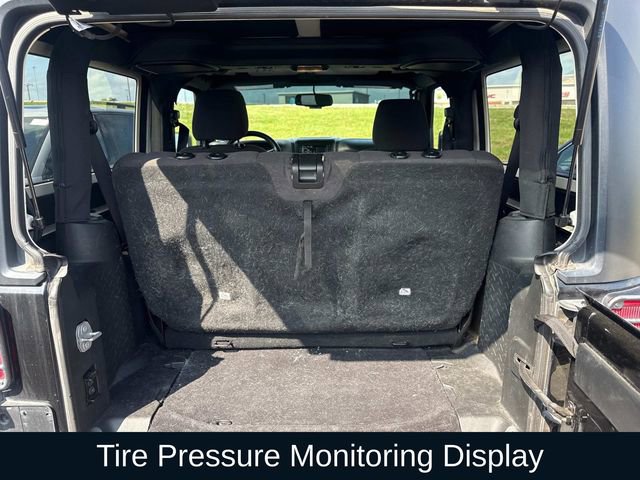 Used 2017 Jeep Wrangler Sport w/ Quick Order Package 24S AWD/4WD image 13