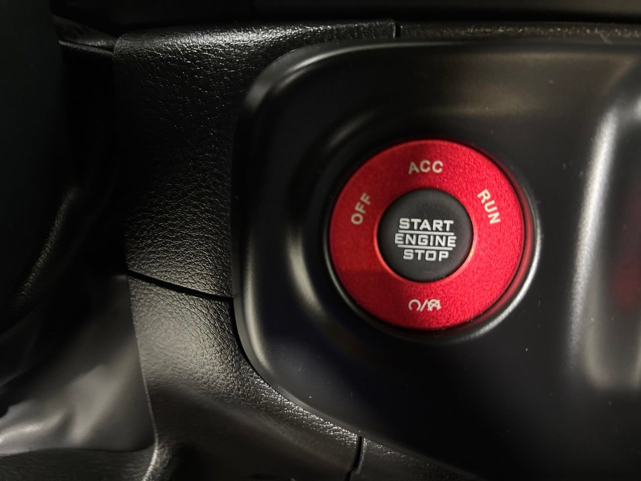 Used 2022 Jeep Gladiator Sport AWD/4WD image 16