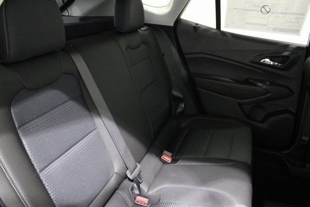 New 2026 Chevrolet Trax LT w/ Sunroof Package image 28