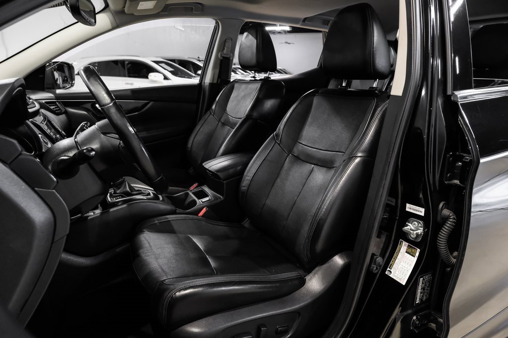 Used 2019 Nissan Rogue Sport SL w/ Premium Package image 36