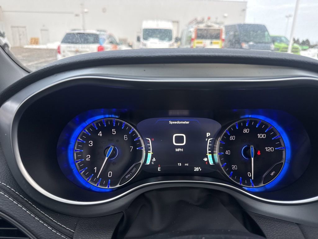 New 2026 Chrysler Pacifica Limited w/ S Appearance Package image 20