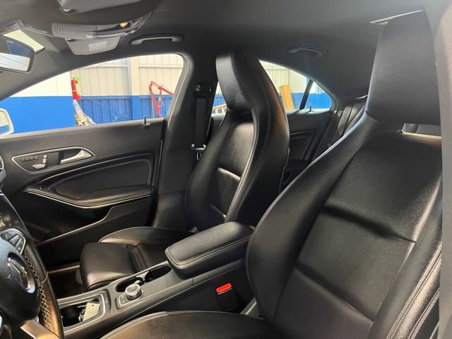 Used 2018 Mercedes-Benz CLA 250 image 23