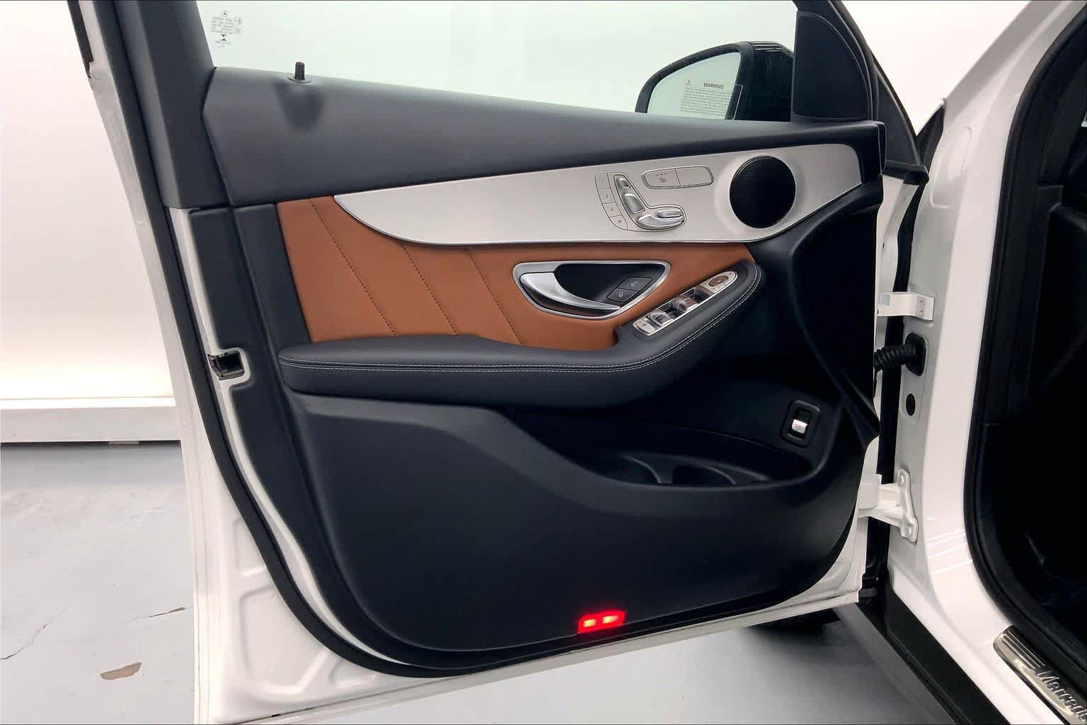 Certified 2021 Mercedes-Benz GLC 300 image 19