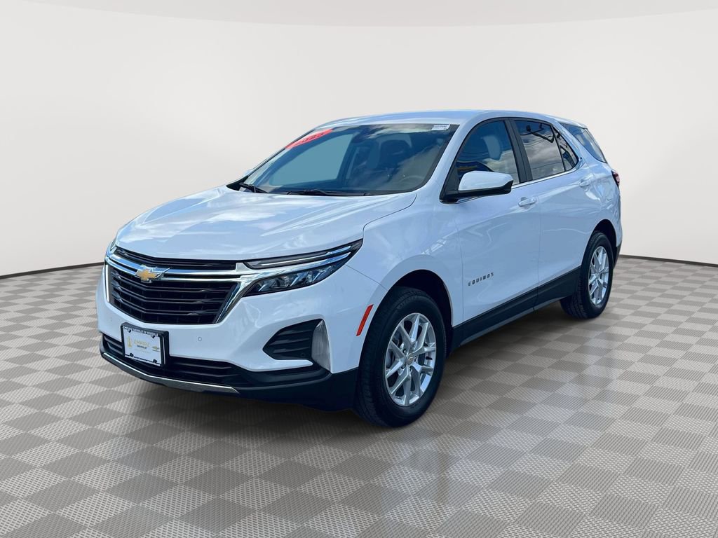 Used 2023 Chevrolet Equinox LT AWD/4WD image 3