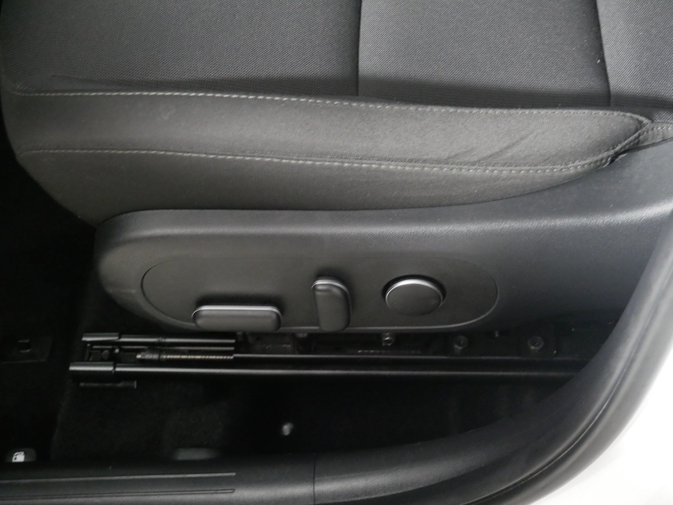 Used 2025 Hyundai Kona SEL AWD/4WD image 20