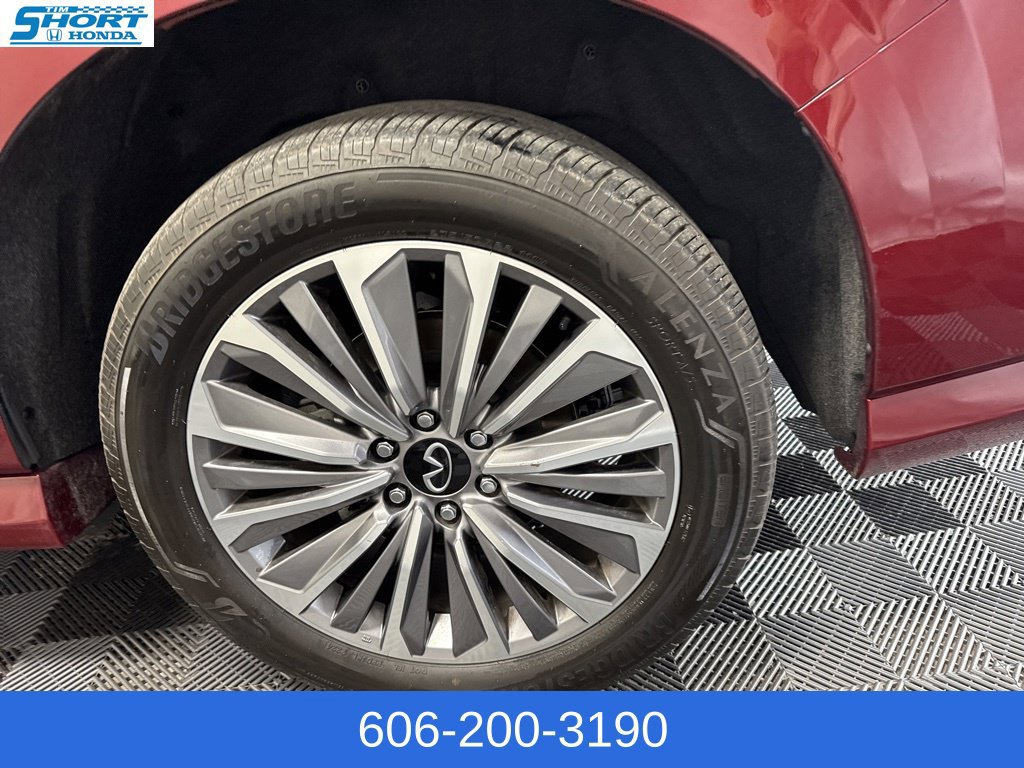 Used 2025 INFINITI QX80 Sensory AWD/4WD image 13