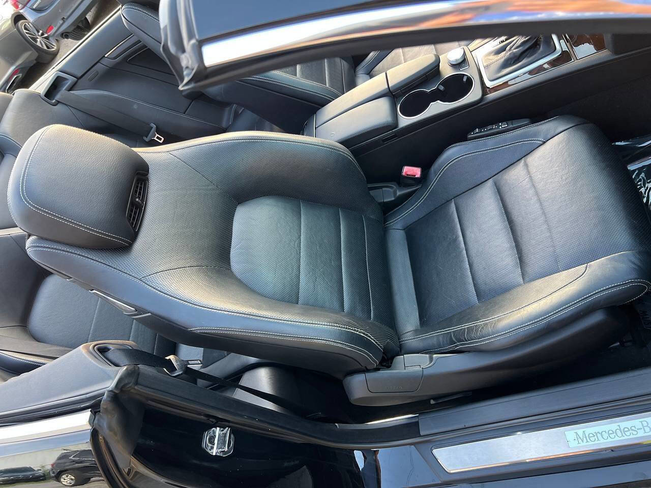 Used 2011 Mercedes-Benz E 550 Cabriolet image 20