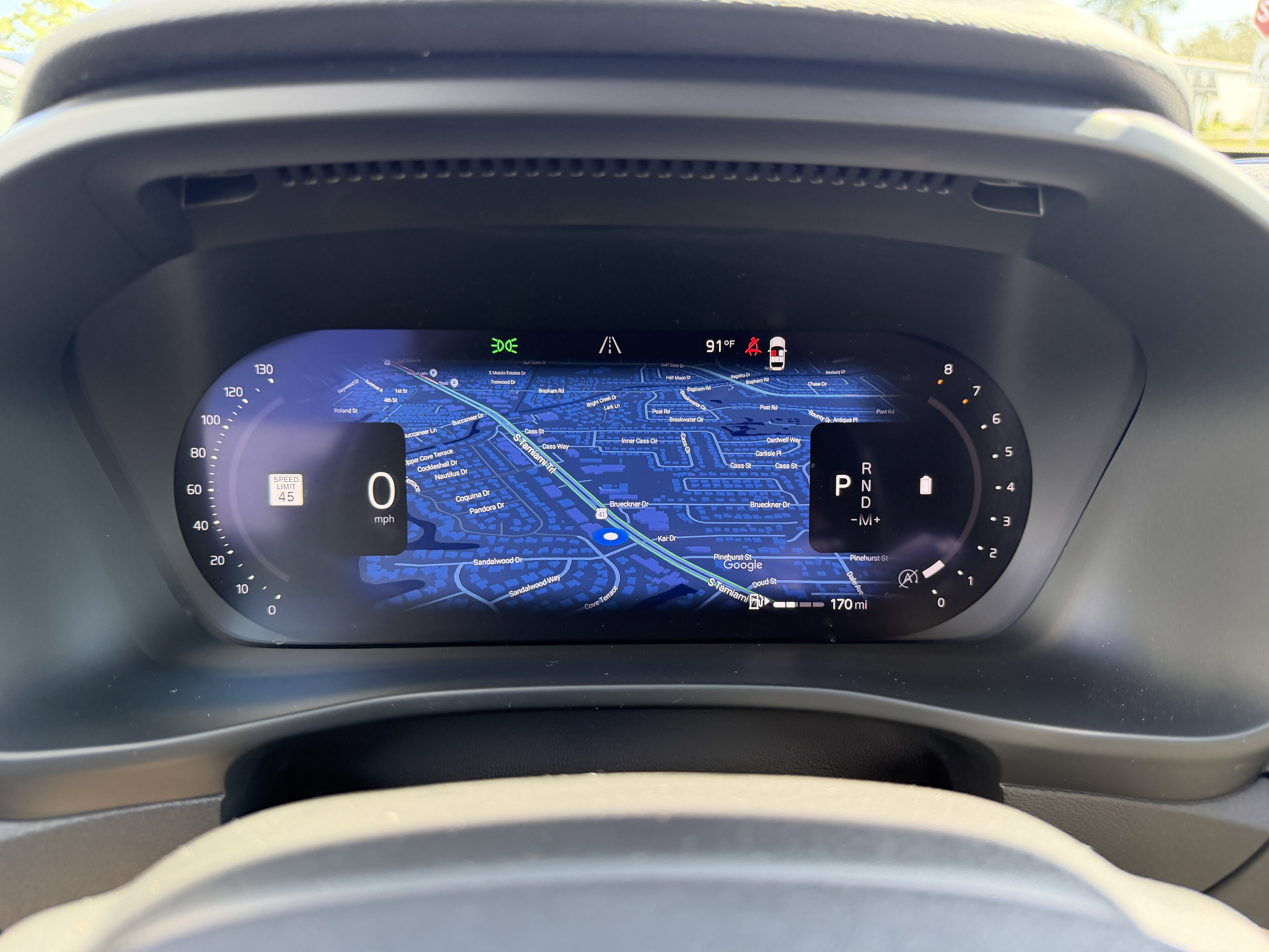 Certified 2023 Volvo XC40 B5 Plus w/ Protection Package Premier image 33