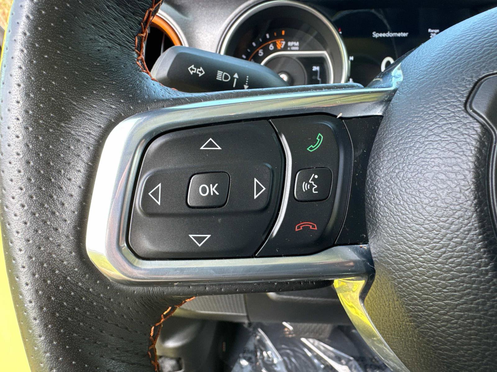 Certified 2023 Jeep Gladiator Mojave w/ Cold Weather Group image 31