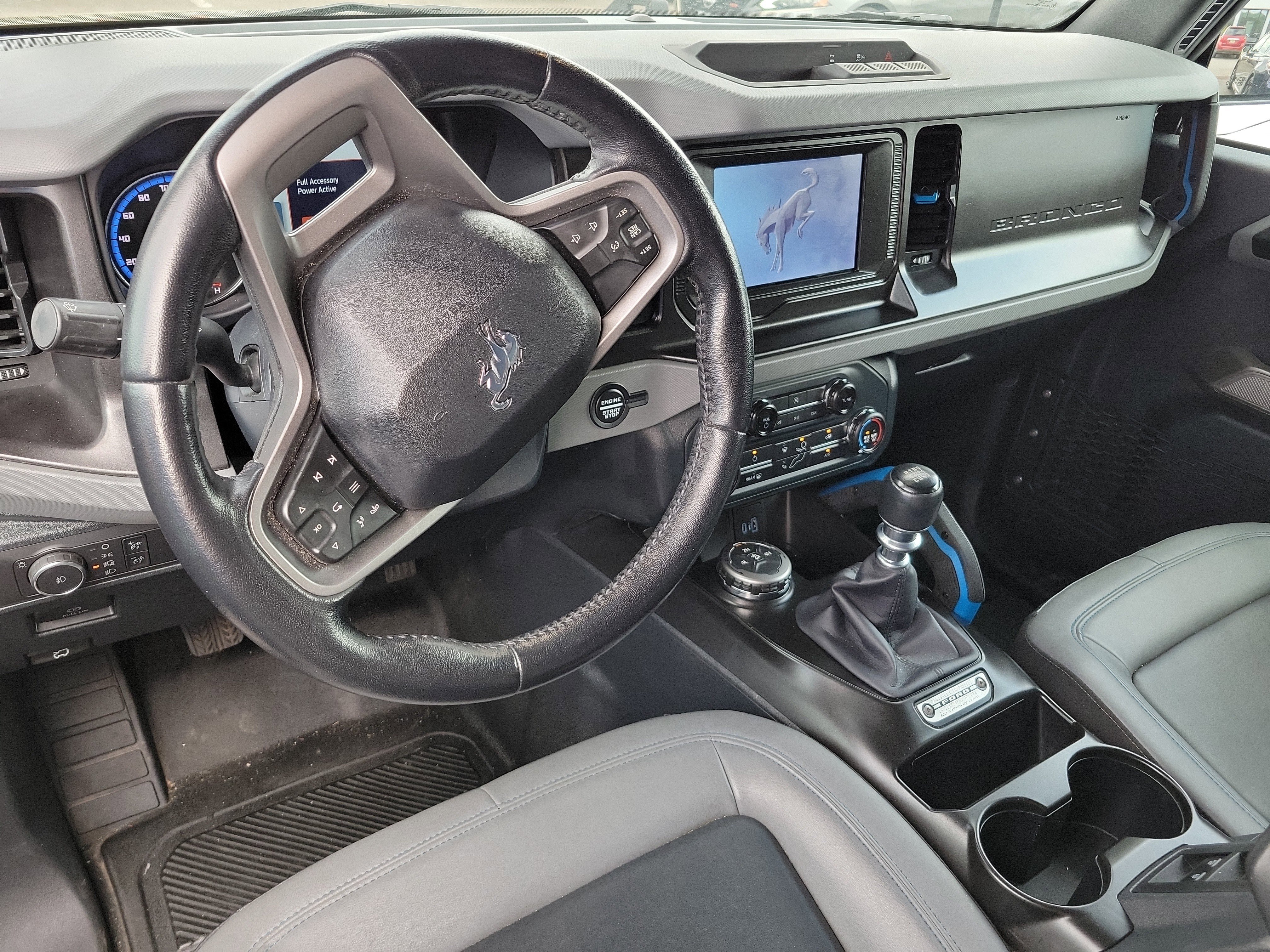 Used 2022 Ford Bronco Black Diamond image 2