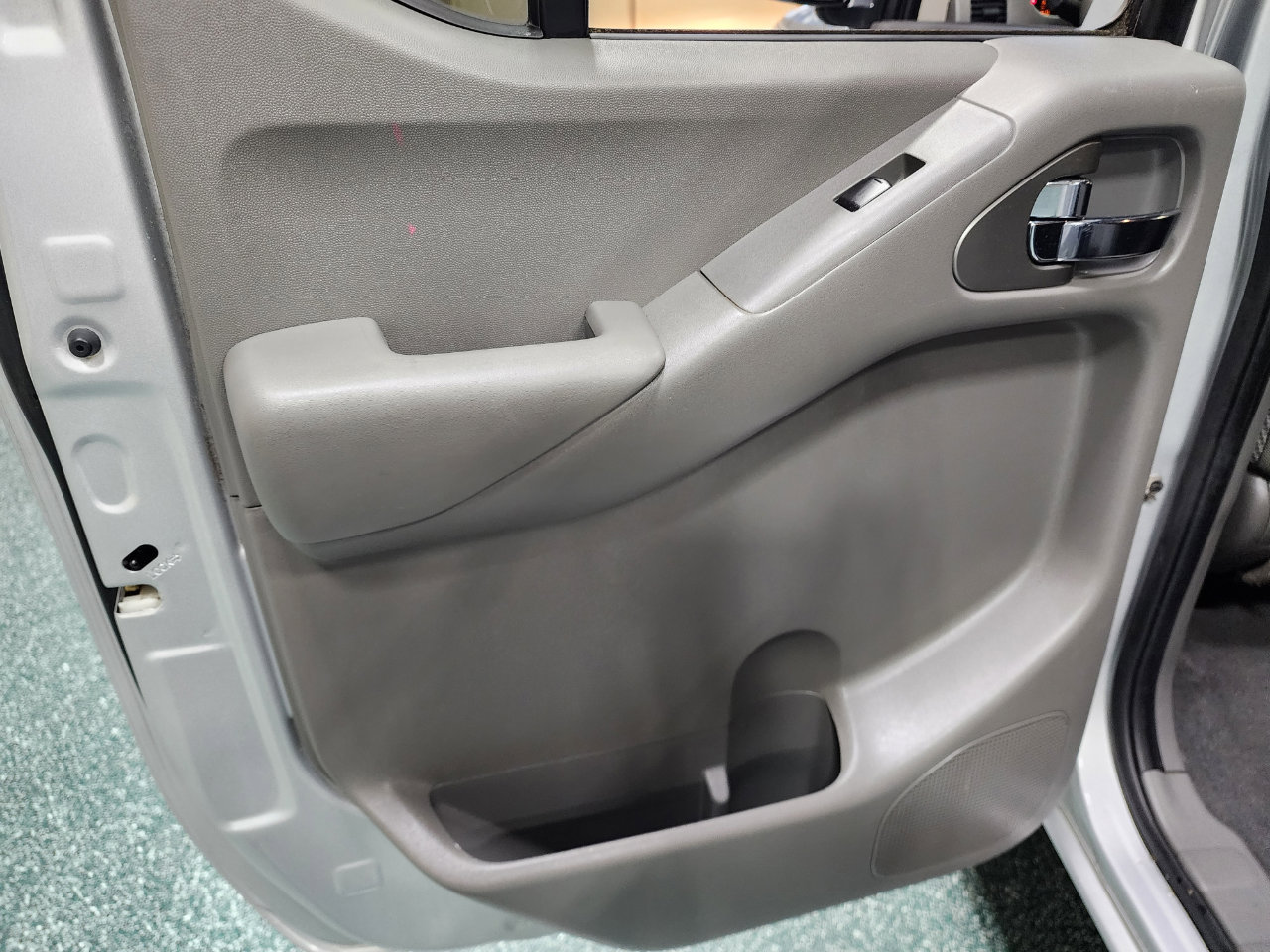 Used 2019 Nissan Frontier SV image 20