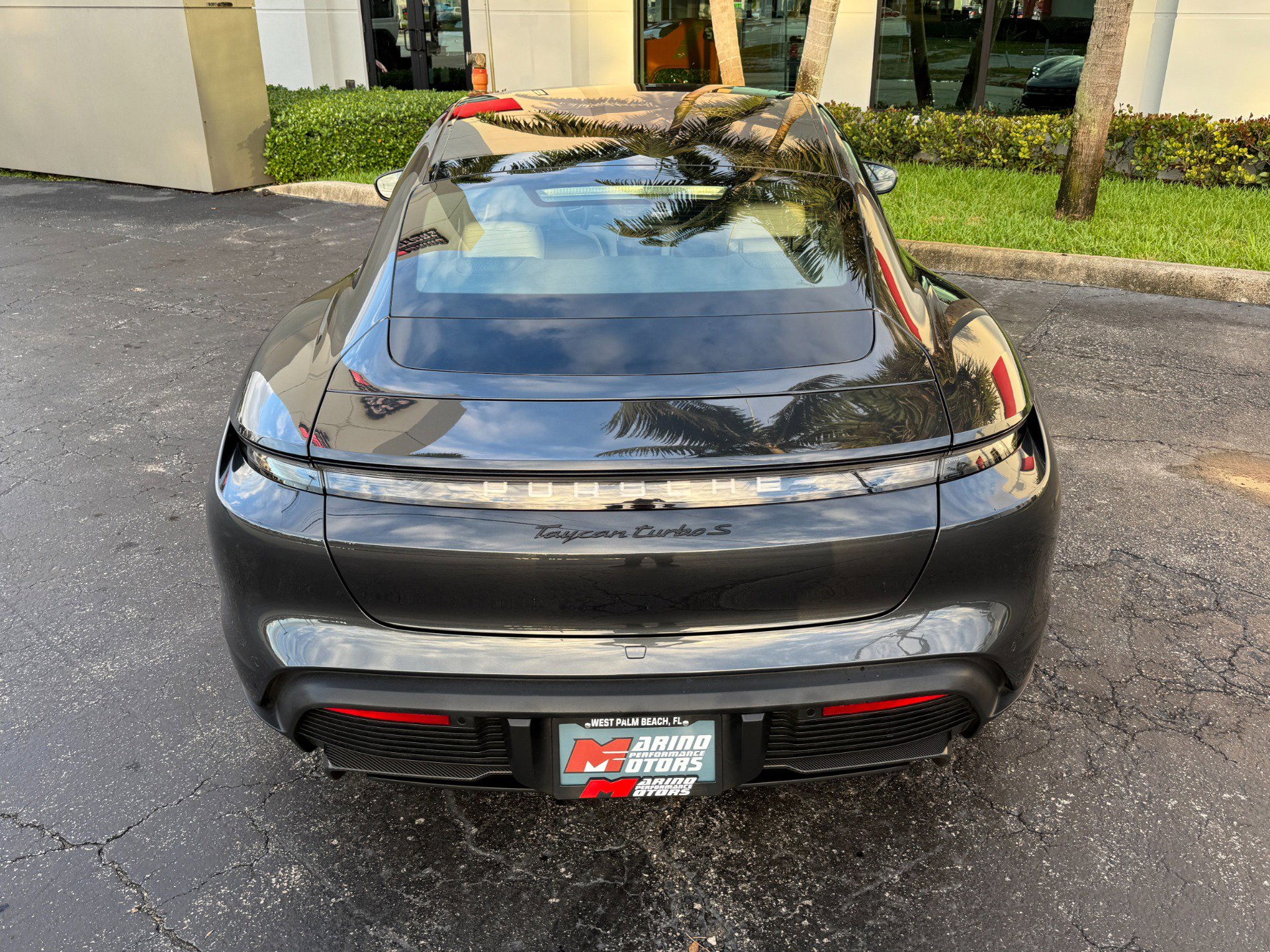 Used 2020 Porsche Taycan Turbo S image 19