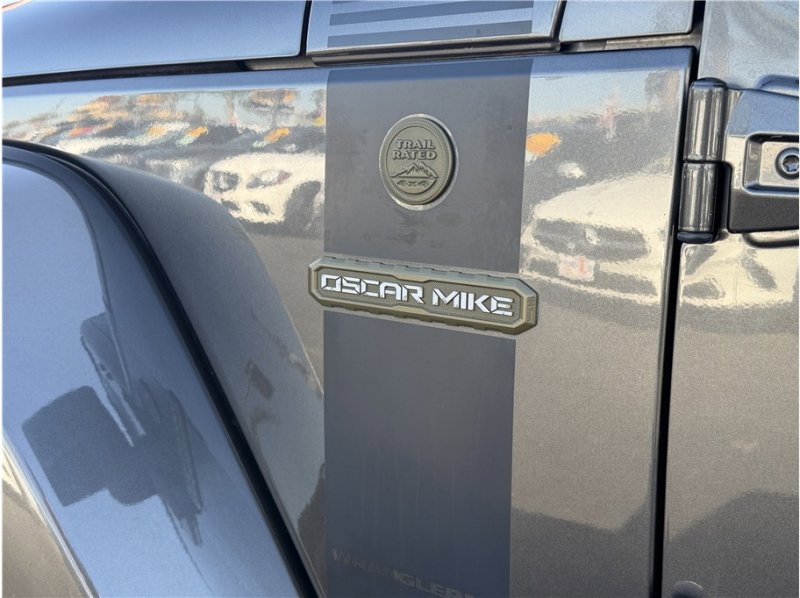 Used 2018 Jeep Wrangler Unlimited Sport image 43