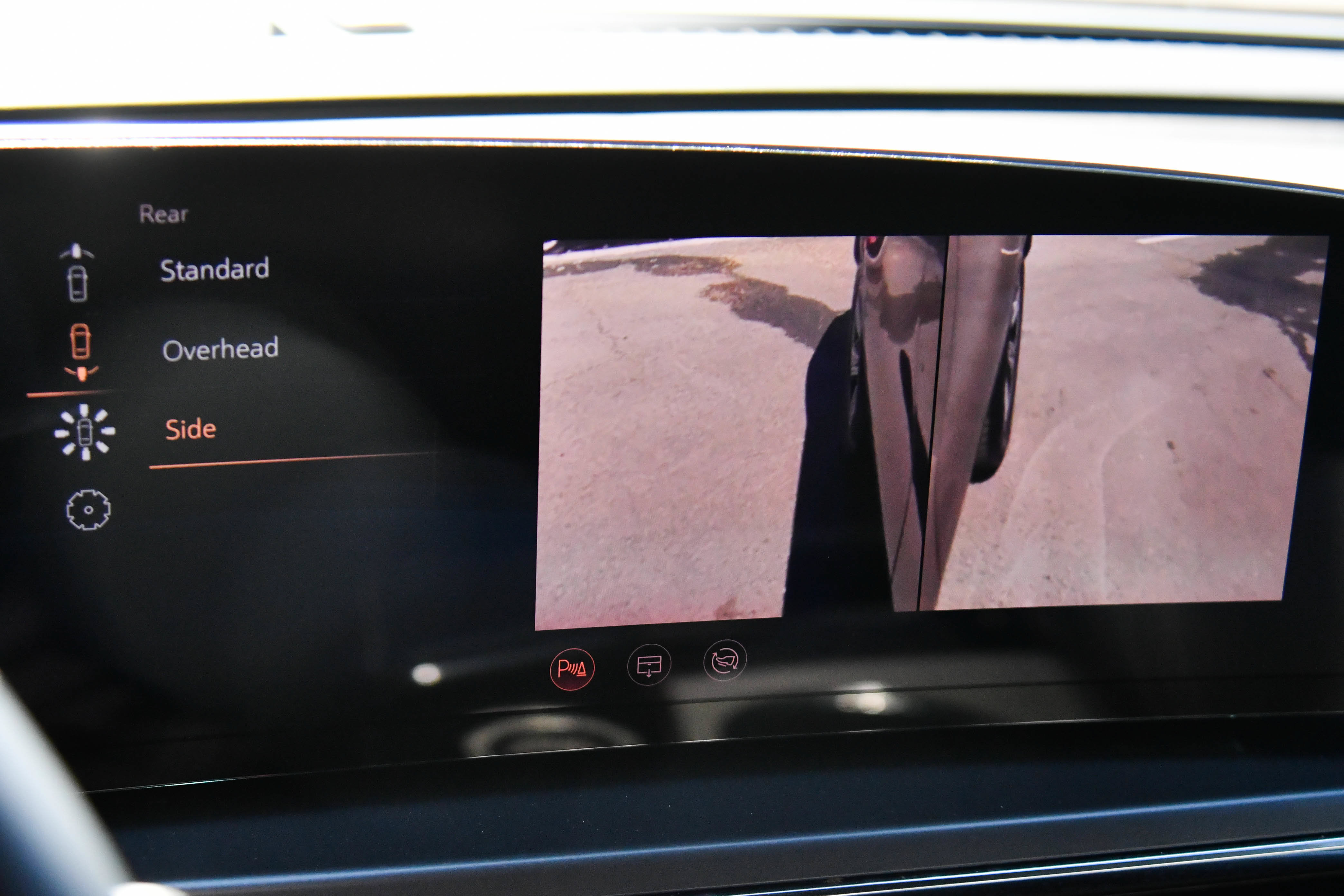 Used 2024 Cadillac Lyriq Tech w/ Driver Assist Package RWD image 21