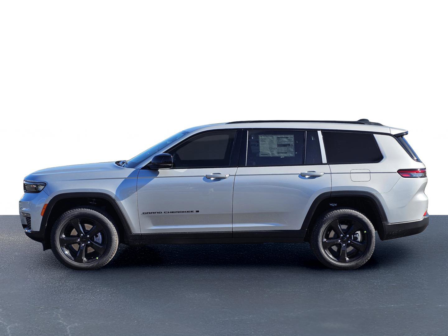 New 2025 Jeep Grand Cherokee L Limited w/ Black Appearance Package image 14