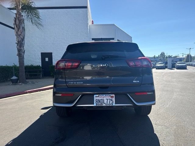 Used 2019 Kia Niro S Touring FWD image 4