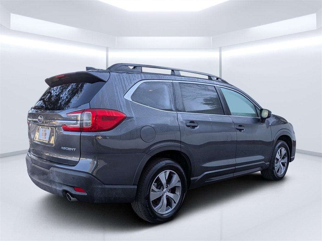 Certified 2024 Subaru Ascent Premium w/ Convenience Package image 3