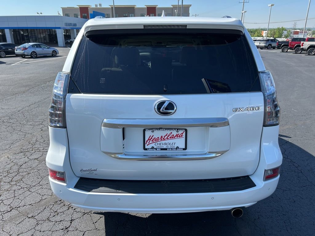 Used 2021 Lexus GX 460 Luxury w/ Accessory Package AWD/4WD image 6