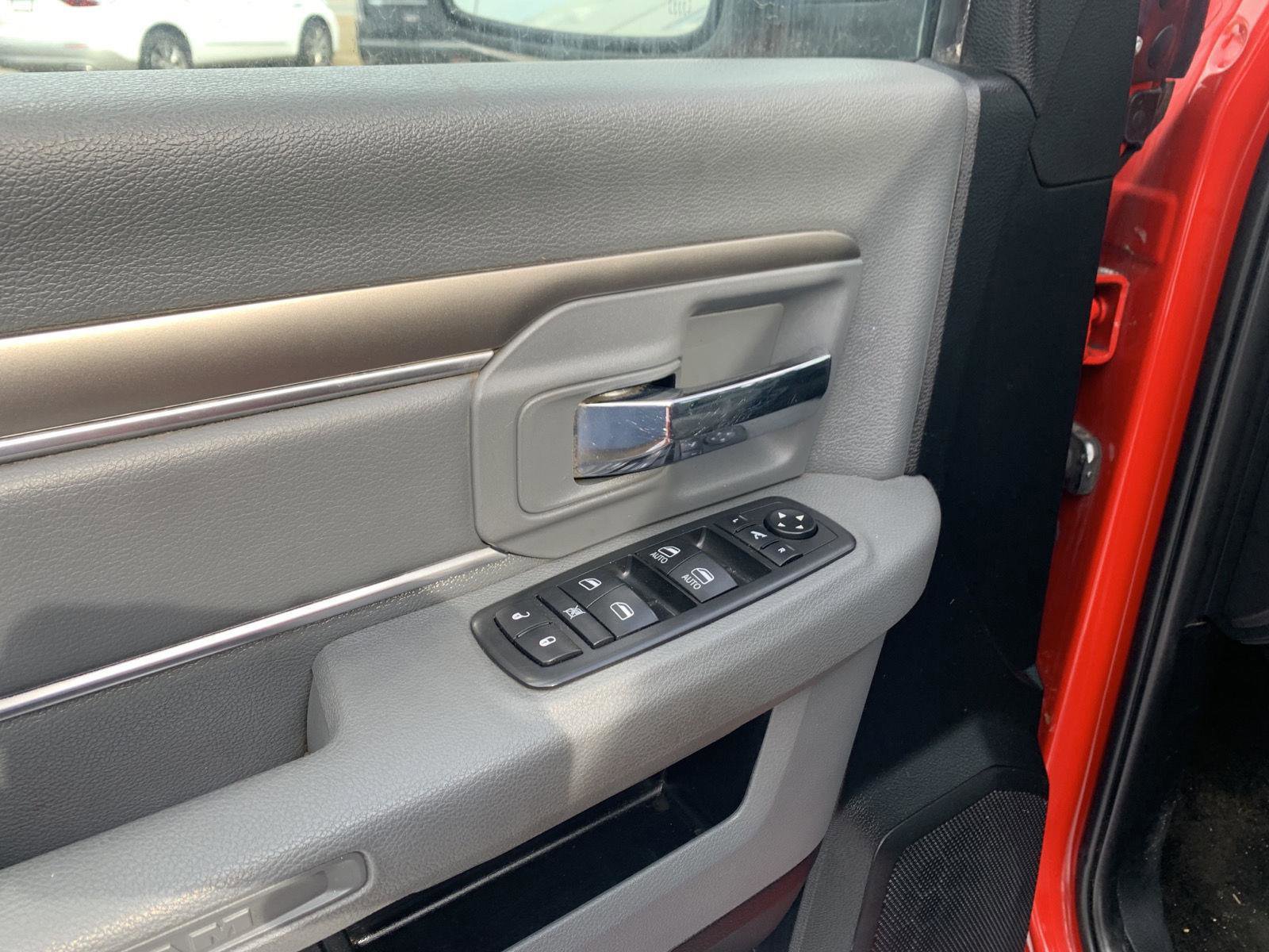 Used 2017 RAM 1500 Big Horn image 9