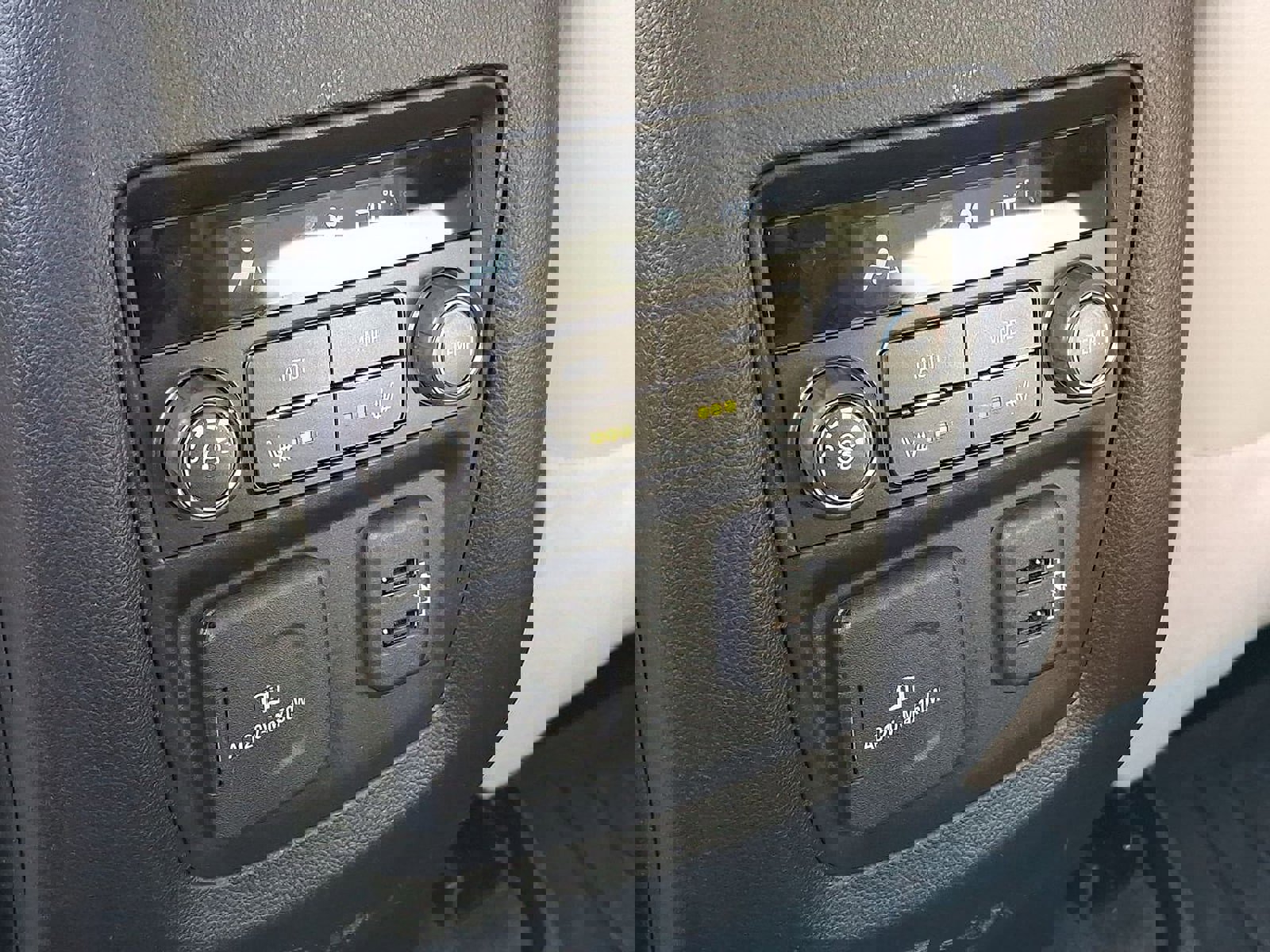 Used 2023 Buick Enclave Premium w/ Experience Buick Package image 22