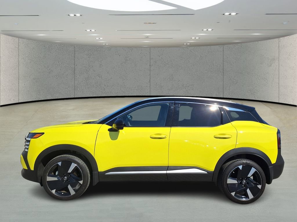 Certified 2025 Nissan Kicks SR w/ Interior Electronics Package image 2