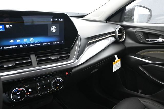 New 2026 Chevrolet Trax ACTIV FWD image 21