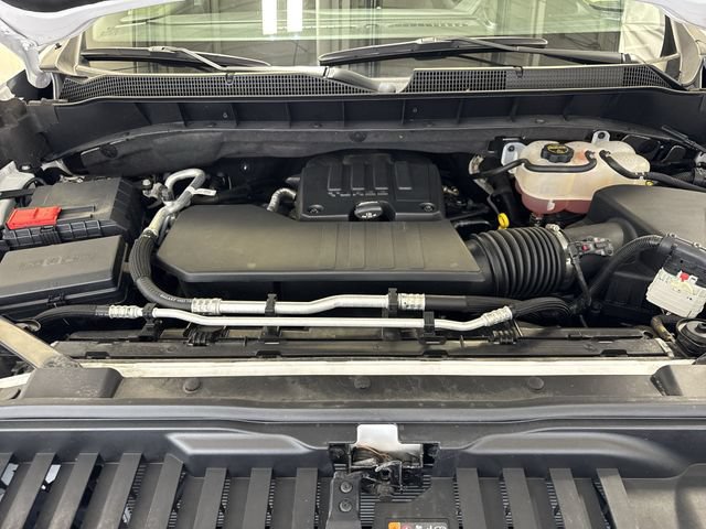 Used 2024 Chevrolet Silverado 1500 LT AWD/4WD image 27