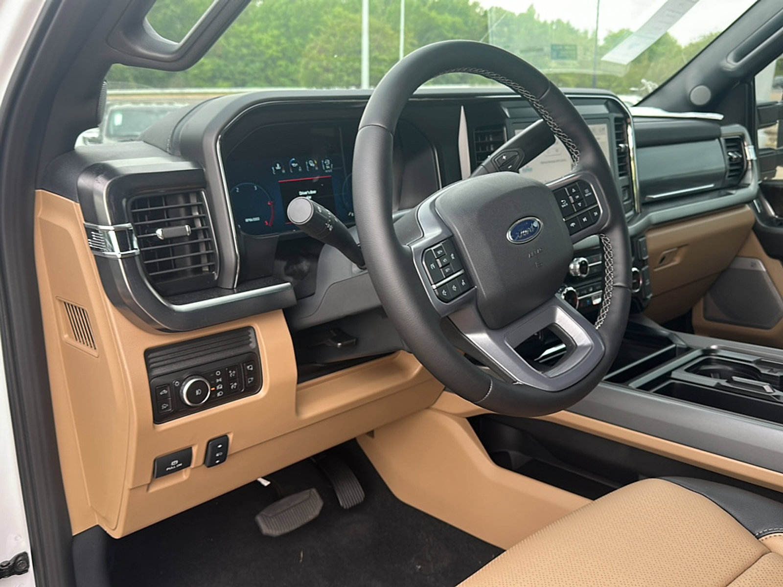 New 2026 Ford F250 Lariat w/ FX4 Off-Road Package AWD/4WD image 12