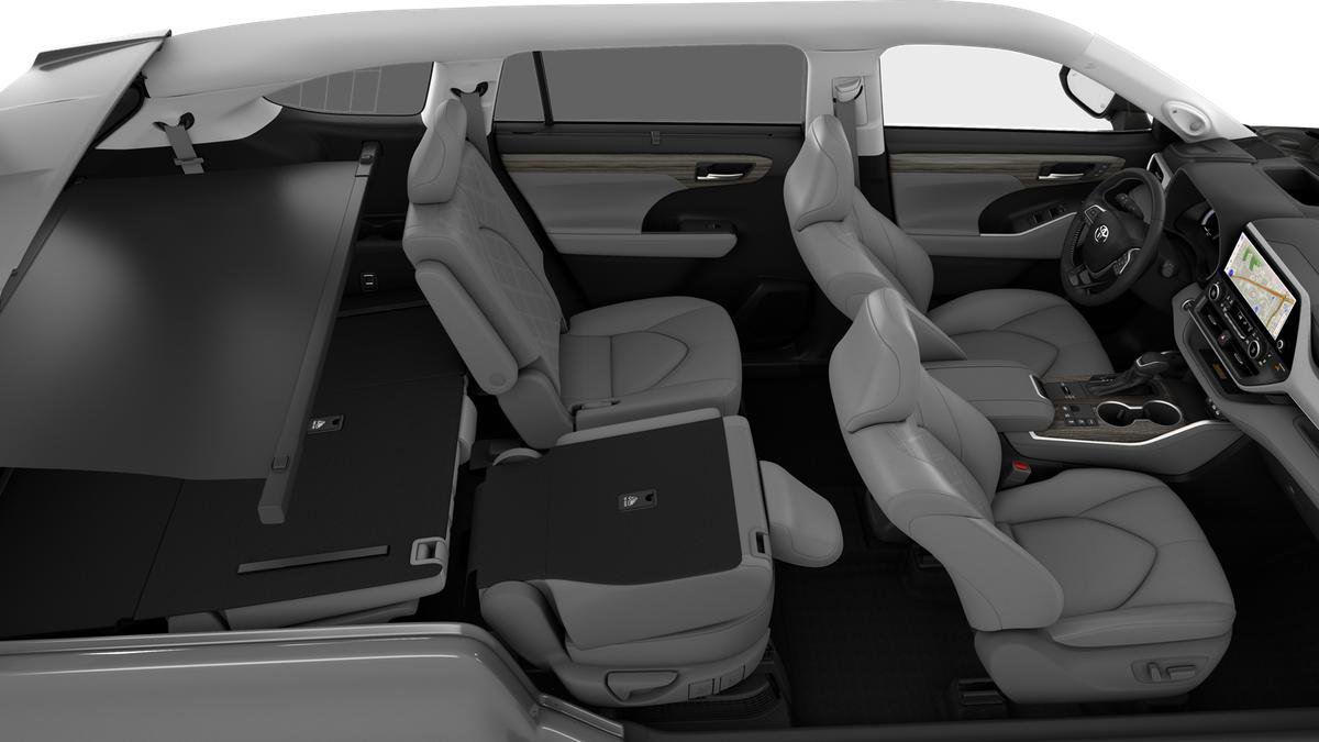 New 2026 Toyota Highlander Platinum image 22