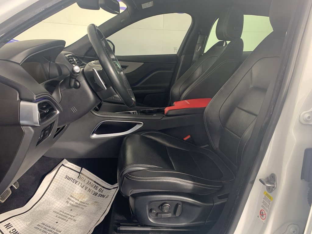 Used 2017 Jaguar F-PACE S AWD/4WD image 16