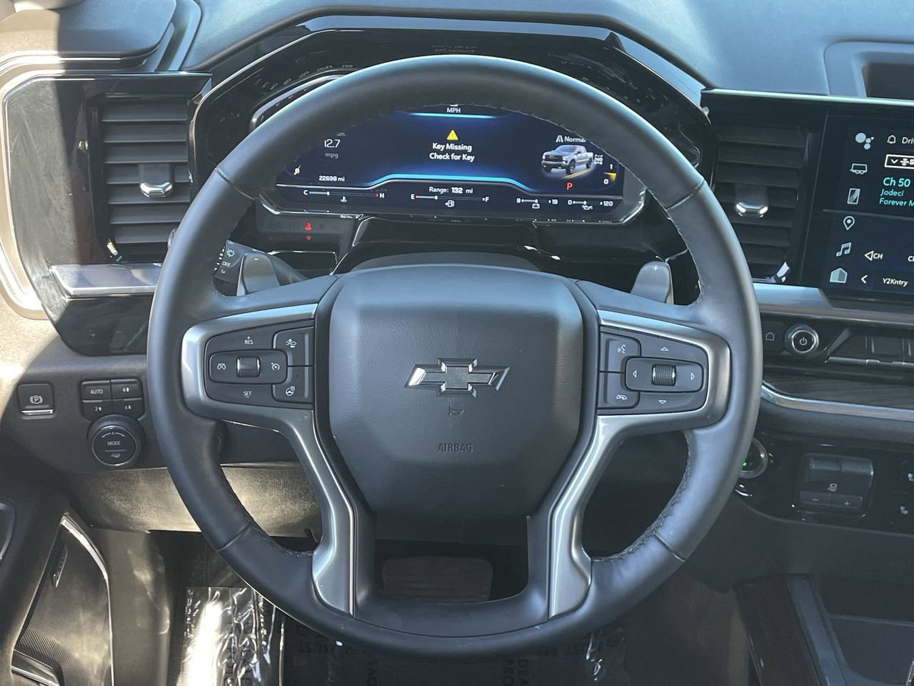 Used 2024 Chevrolet Silverado 1500 LT Trail Boss w/ Convenience Package II image 19