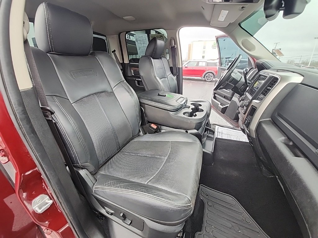 Used 2018 RAM 3500 Laramie image 17