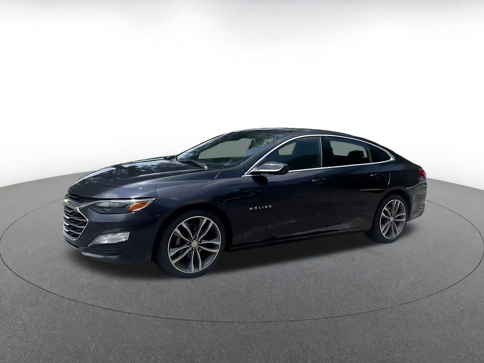 Used 2023 Chevrolet Malibu LT w/ Driver Confidence Package image 6