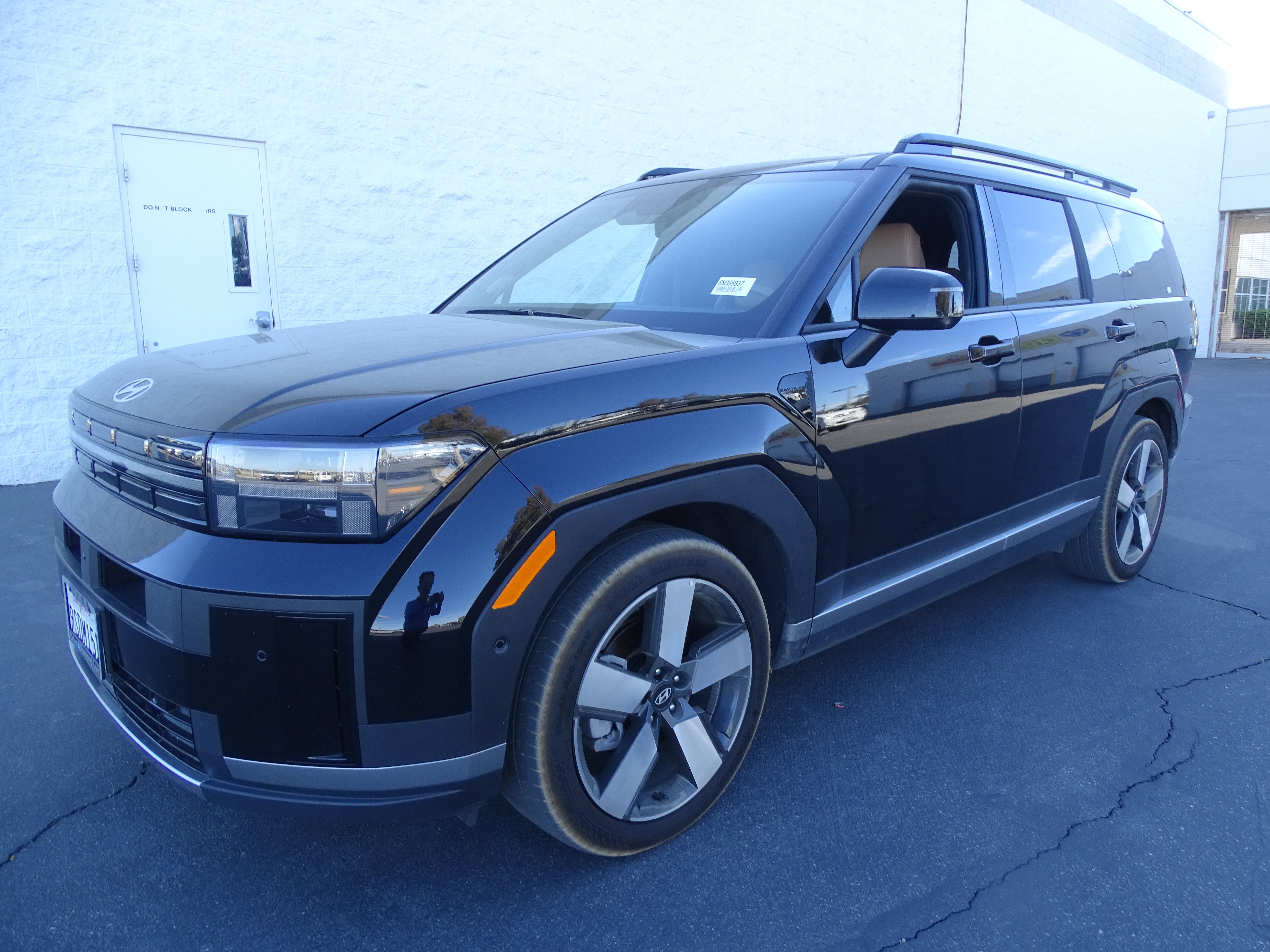 Used 2024 Hyundai Santa Fe Limited image 1