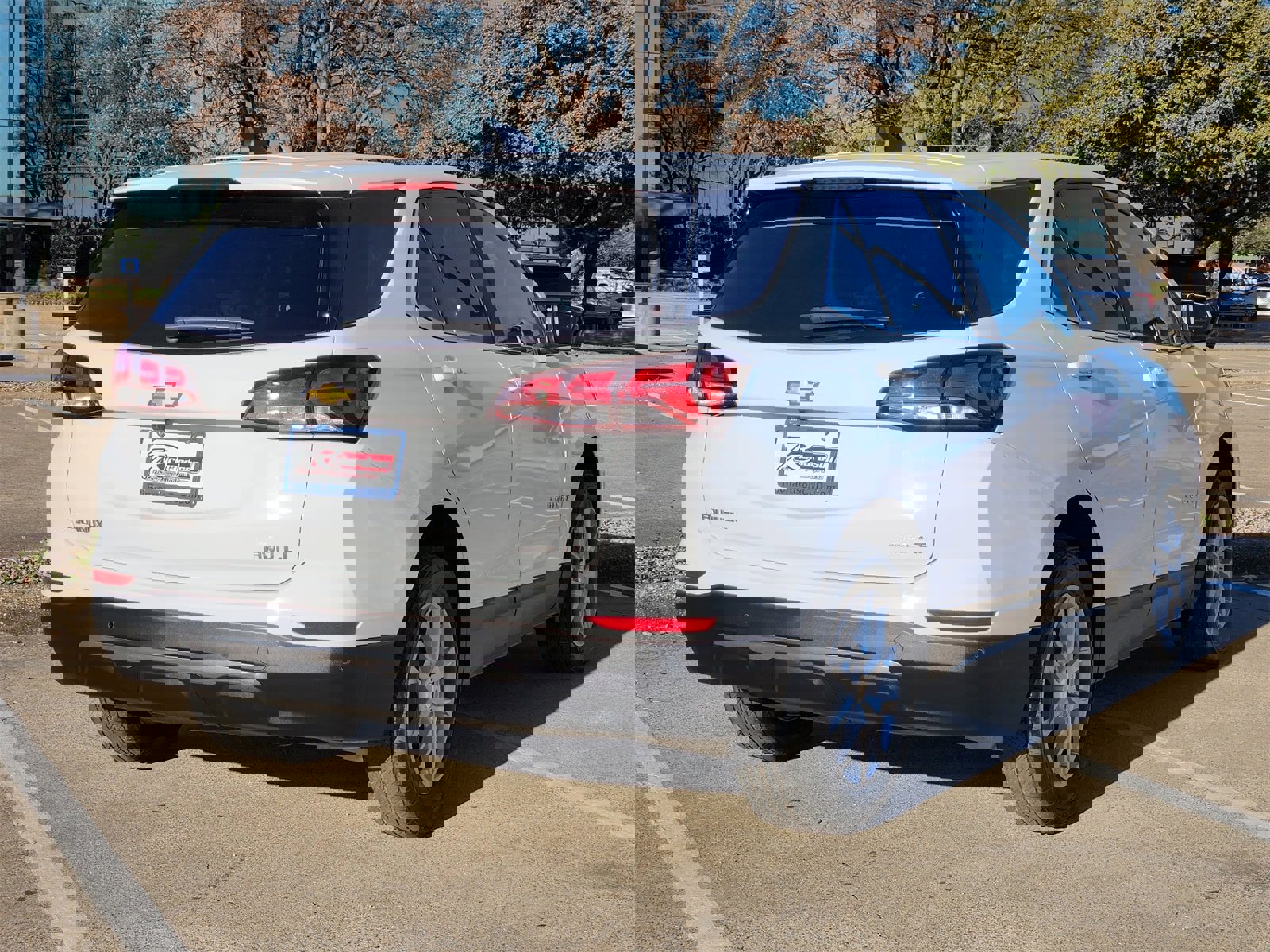 Used 2023 Chevrolet Equinox LT image 6