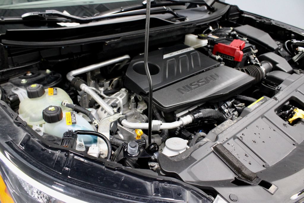 Used 2023 Nissan Rogue SV FWD image 17