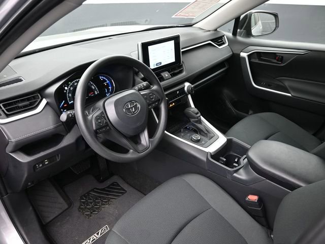 Certified 2025 Toyota RAV4 LE AWD/4WD image 22