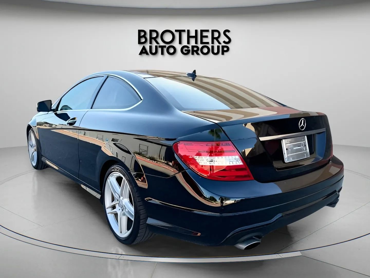 Used 2013 Mercedes-Benz C 250 Coupe image 9