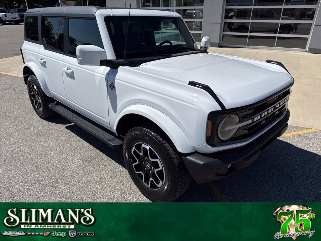 Used 2023 Ford Bronco Outer Banks AWD/4WD image 1